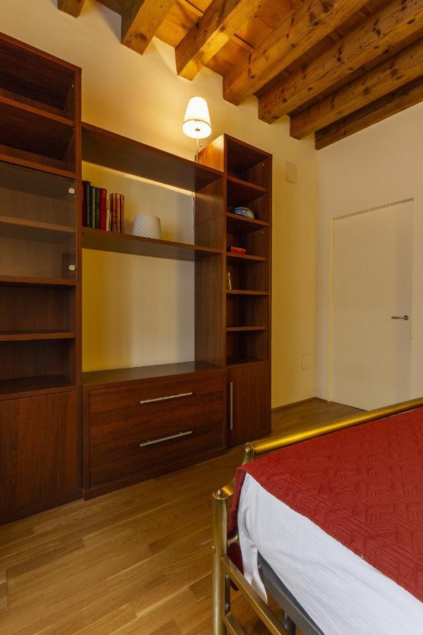 Cavour Suite - Smart Holiday Mantova Exterior photo